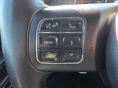 Used 2016 Jeep Wrangler Unlimited Sahara AWD/4WD image 28