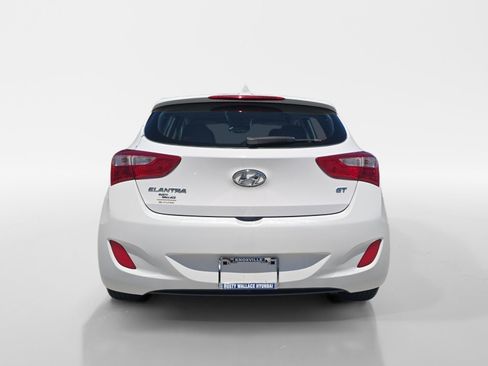 Used 2013 Hyundai Elantra GT w/ Touch & Go Pkg FWD image 4
