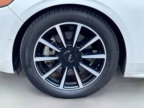 Used 2020 Lincoln Continental Reserve image 34