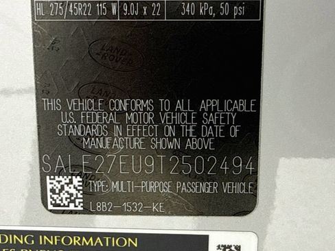 Used 2026 Land Rover Defender 110 X-Dynamic SE AWD/4WD image 28