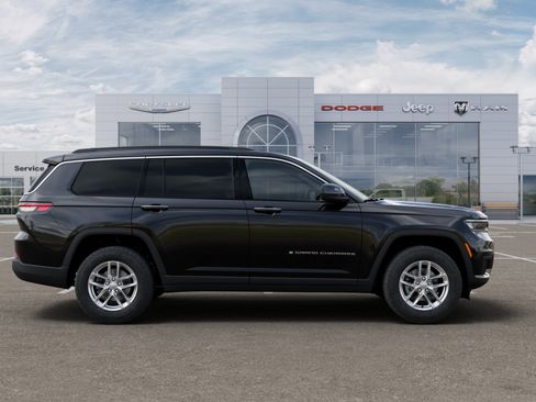New 2025 Jeep Grand Cherokee L Laredo AWD/4WD image 42