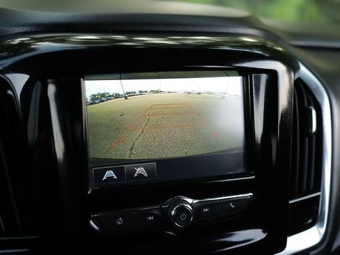 Used 2019 Chevrolet Traverse LS FWD image 14