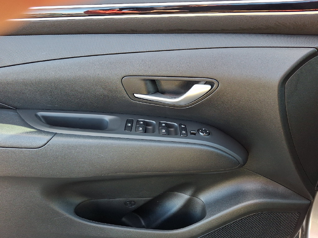 Certified 2024 Hyundai Tucson SE AWD/4WD image 13