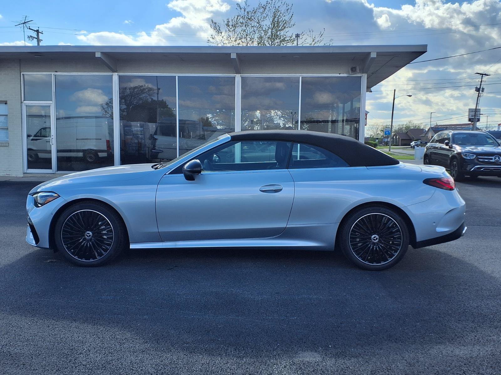 New 2026 Mercedes-Benz CLE 450 4MATIC Cabriolet image 12