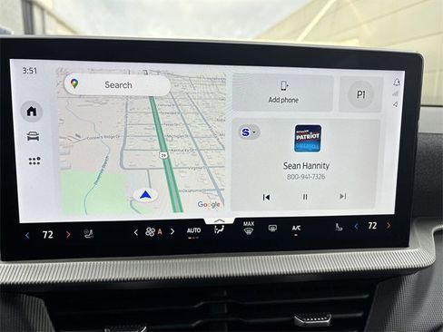 Used 2025 Ford Explorer ST-Line w/ ST-Line Street Pack image 12