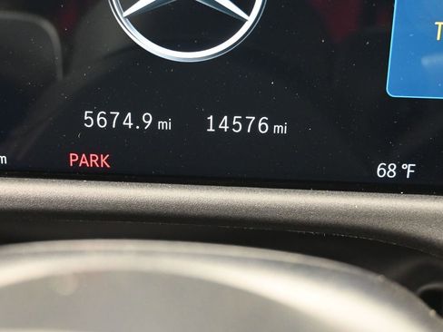 Used 2025 Mercedes-Benz E 350 4MATIC Sedan image 36