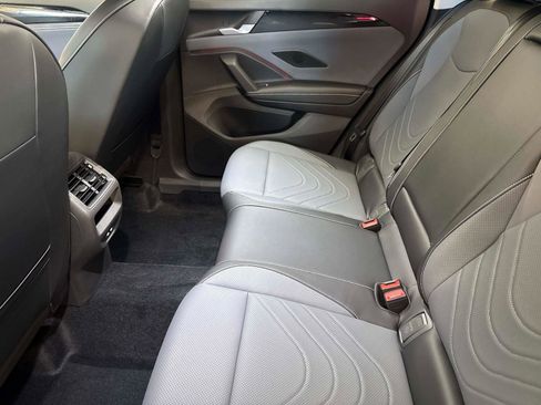 New 2026 Volkswagen Tiguan SE image 14