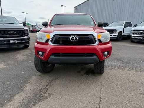 Used 2012 Toyota Tacoma 4x4 Double Cab w/ SR5 Pkg image 8