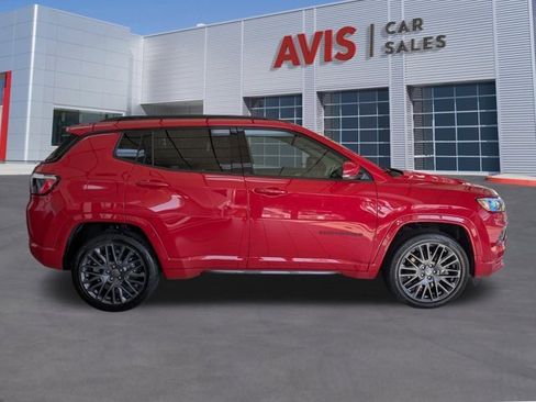 Used 2023 Jeep Compass Limited image 5