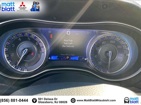 Used 2019 Chrysler 300 Touring w/ Sport Appearance Package image 22