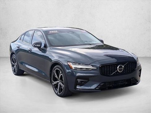 Used 2024 Volvo S60 B5 Core AWD/4WD image 3