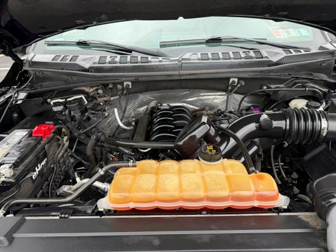 Used 2016 Ford F150 Lariat image 23