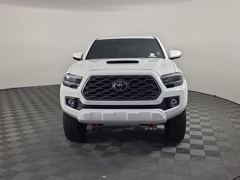 Used 2022 Toyota Tacoma TRD Sport w/ TRD Premium Sport Package image 10