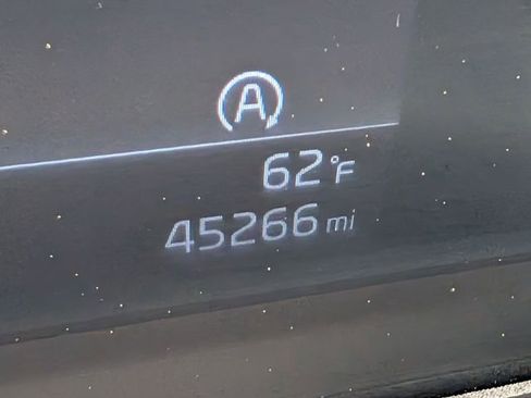 Used 2025 Kia Telluride S image 18