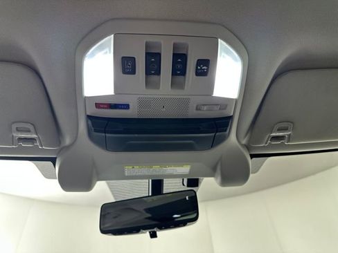 Used 2022 Subaru Ascent Touring image 25