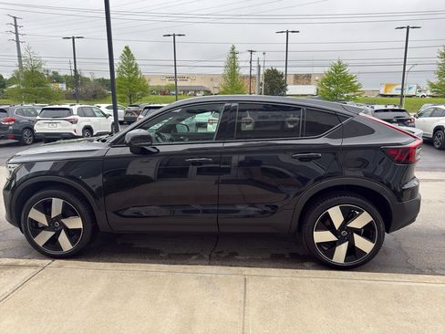 Used 2023 Volvo C40 P8 Recharge Ultimate w/ Protection Package Premier AWD/4WD image 6