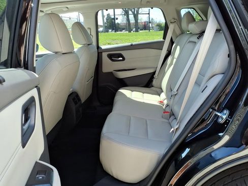 Used 2023 Nissan Rogue SL w/ SL Premium Package AWD/4WD image 25