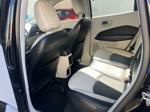 Used 2020 Jeep Compass Limited image 28