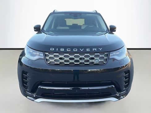 New 2026 Land Rover Discovery Limited Edition image 8