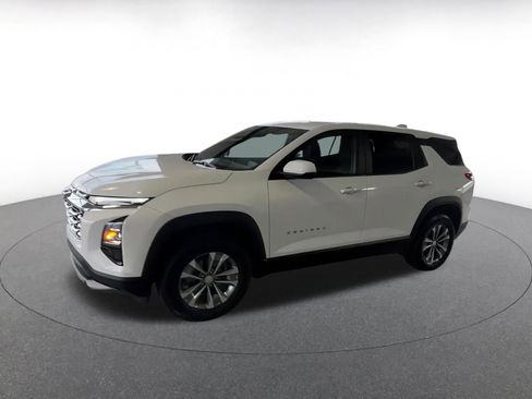 Used 2025 Chevrolet Equinox LT image 7