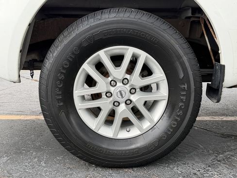 Used 2017 Nissan Frontier SV RWD image 47
