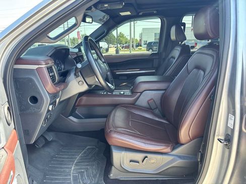 Used 2022 Ford Expedition Limited AWD/4WD image 21