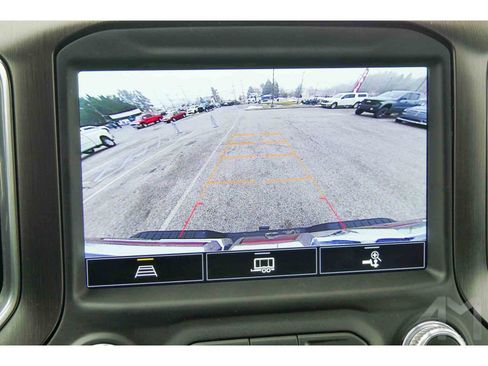 Used 2022 GMC Sierra 2500 AT4 w/ Snow Plow Prep/Camper Package image 30