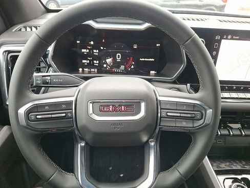 New 2026 GMC Canyon Elevation w/ Convenience Package image 17