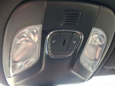 Certified 2023 Jeep Compass Limited image 31