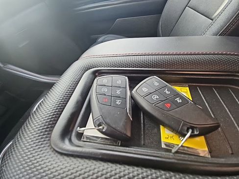 Used 2022 Chevrolet Tahoe RST w/ Luxury Package image 35