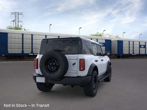 New 2026 Ford Bronco Outer Banks AWD/4WD image 8