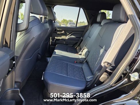 Certified 2026 Toyota 4Runner Platinum AWD/4WD image 7