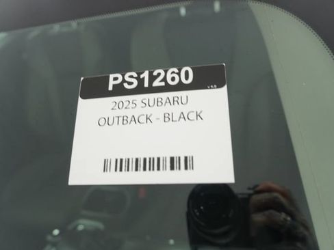 Certified 2025 Subaru Outback Onyx Edition AWD/4WD image 36