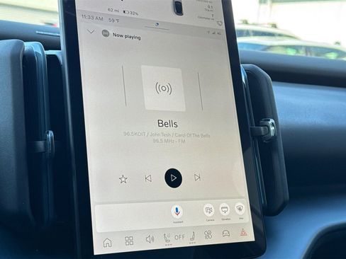 New 2026 Volvo EX30 Ultra w/ Climate Package image 17