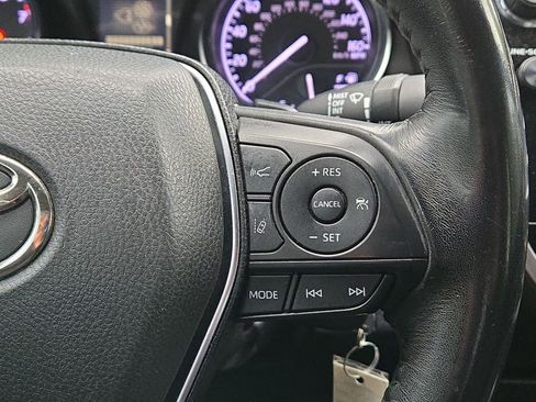 Used 2019 Toyota Camry SE image 20