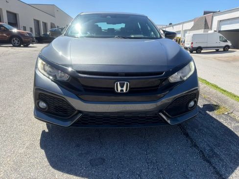 Used 2018 Honda Civic EX-L image 16