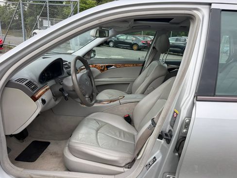 Used 2004 Mercedes-Benz E 320 4MATIC Wagon image 21