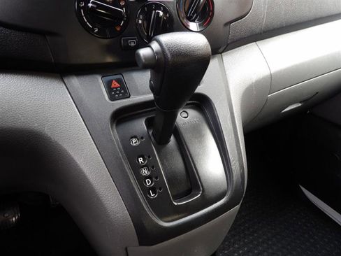 Used 2019 Nissan NV200 SV w/ Navigation Package image 21
