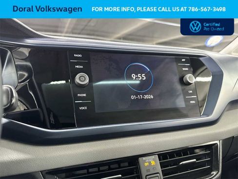 Used 2023 Volkswagen Taos SE w/ Panoramic Sunroof Package image 18