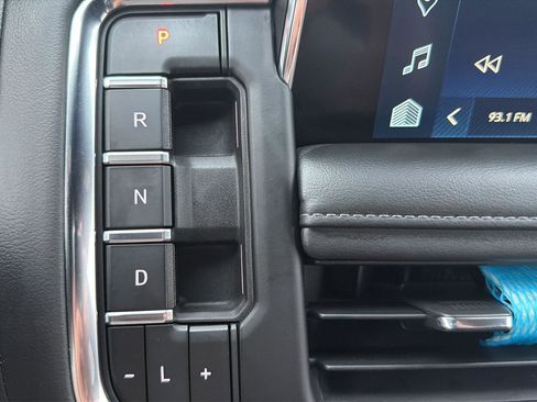 Used 2024 Chevrolet Tahoe LT RWD image 14