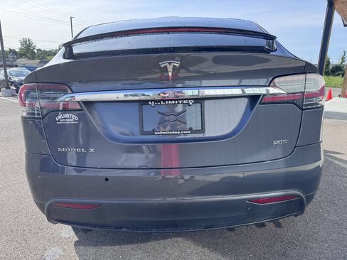 Used 2016 Tesla Model X 90D AWD/4WD image 7