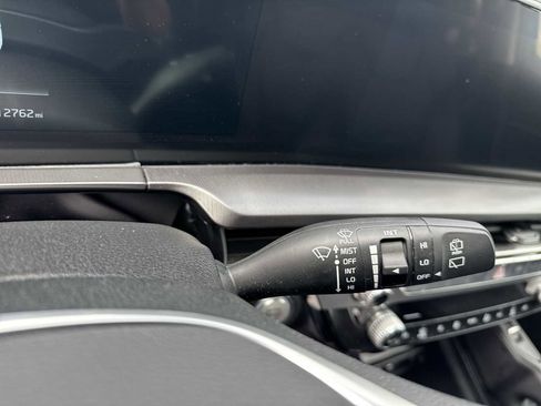 Used 2025 Kia Telluride S image 24