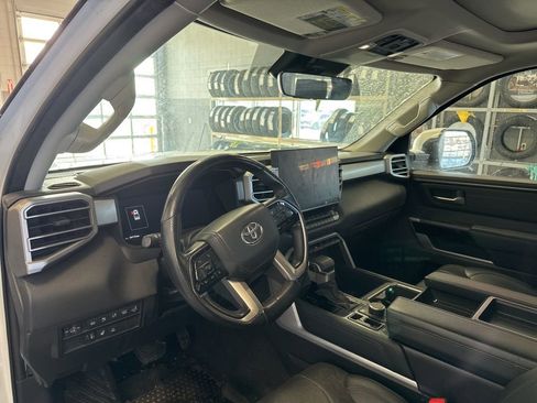 Used 2023 Toyota Tundra Limited image 11
