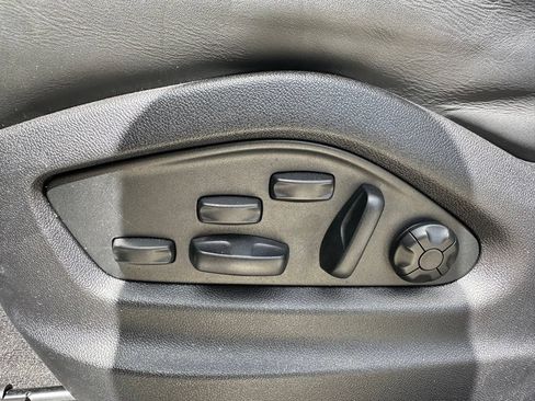 Certified 2023 Porsche Cayenne Platinum Edition AWD/4WD image 23