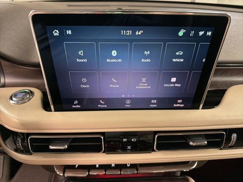 Used 2022 Lincoln Aviator Reserve w/ Equipment Group 201A AWD/4WD image 10