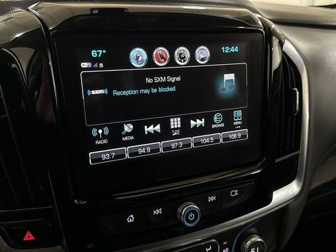 Used 2019 Chevrolet Traverse LT FWD image 14