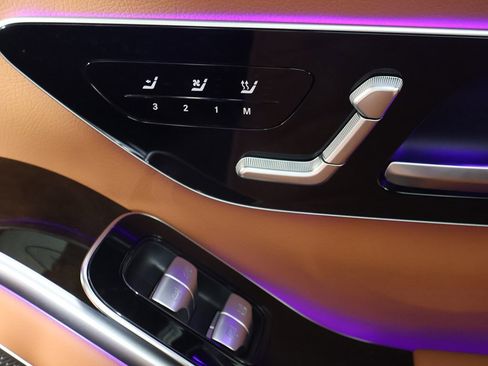 Used 2023 Mercedes-Benz S 500 S 500 image 42