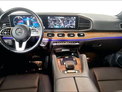 Used 2022 Mercedes-Benz GLS 450 4MATIC image 15