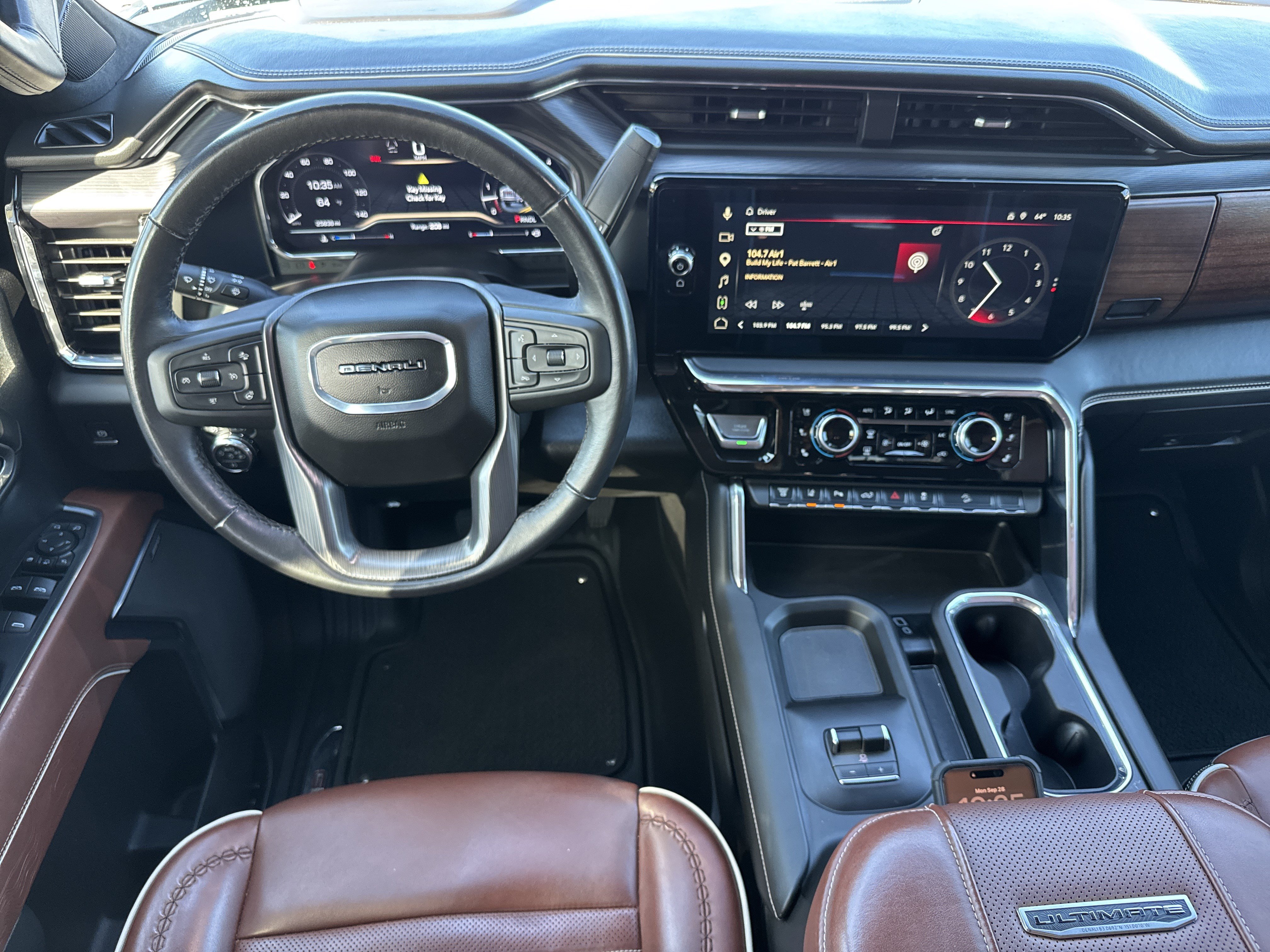 Used 2025 GMC Sierra 2500 Denali Ultimate AWD/4WD image 19