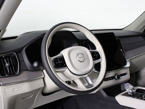 New 2026 Volvo XC90 T8 Ultra w/ Protection Package Premier AWD/4WD image 8